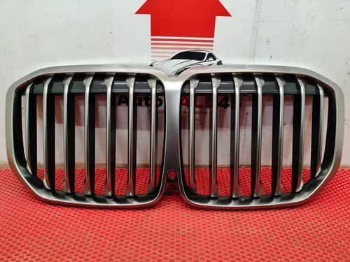 Решетка радиатора BMW X7 G07