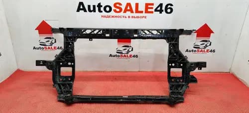 Панель передняя Hyudai Santa Fe 4
