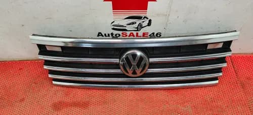 Решетка радиатора Volkswagen Touareg