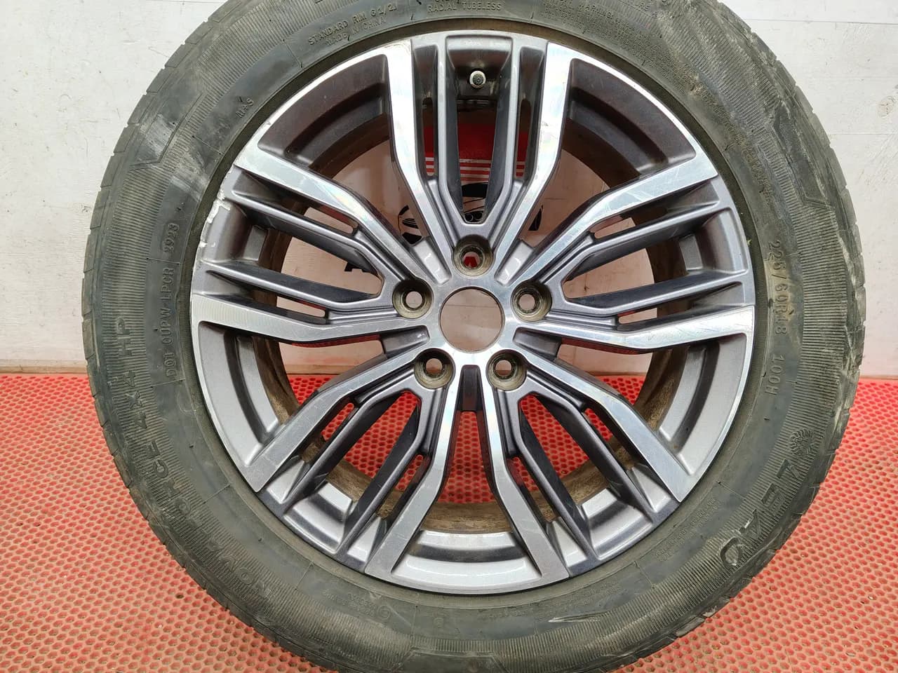 Литые диски Geely 7×R18 5×114.3