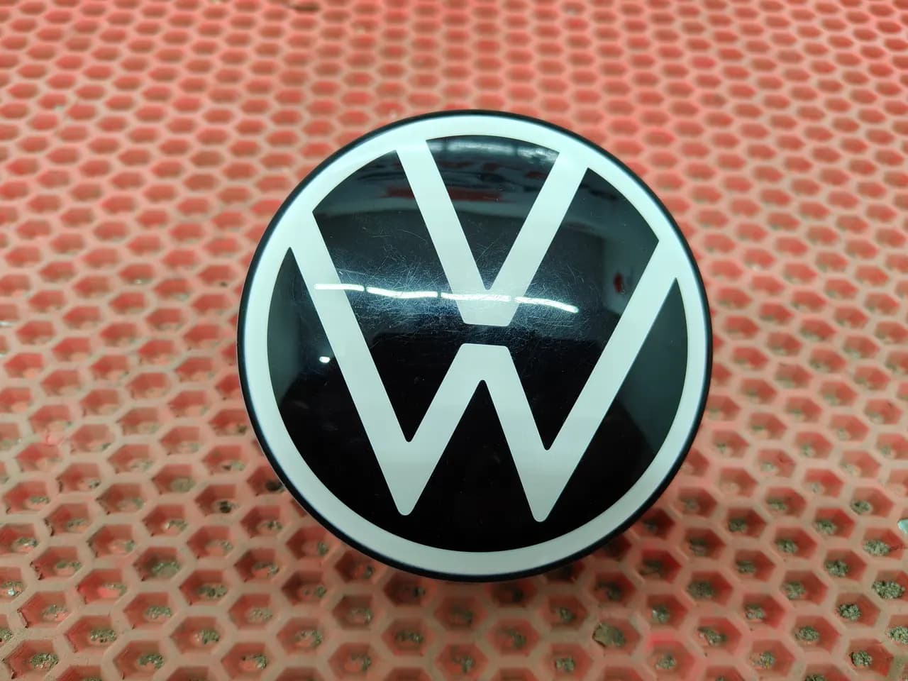 Эмблема задняя LED Volkswagen ID.6 X