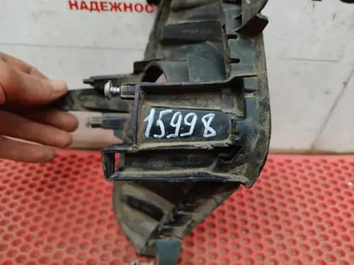 Накладка ПТФ левая Toyota RAV4 V