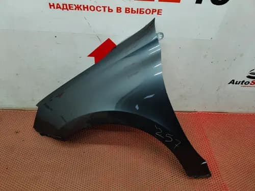 Крыло переднее левое Lada Granta FL