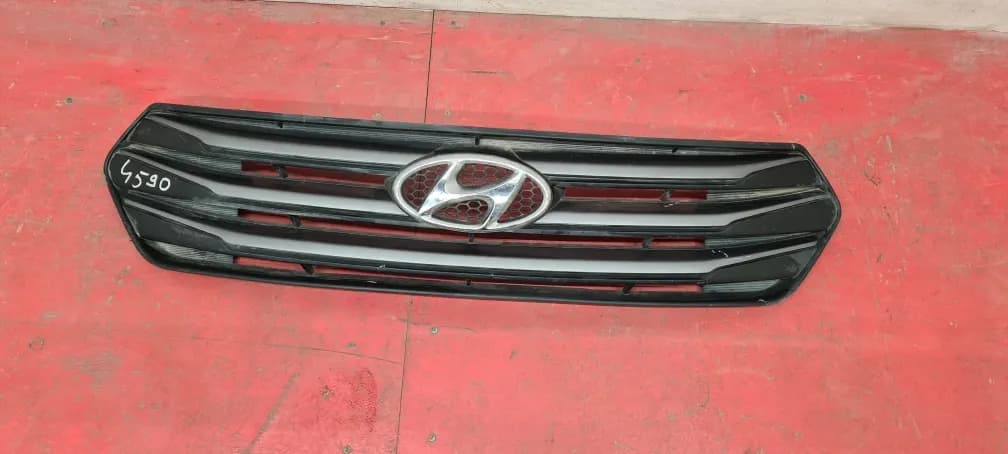 Решетка радиатора Hyundai Creta