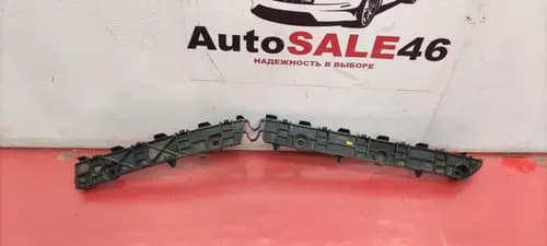 Кронштейн заднего бампера Mitsubishi Pajero 3