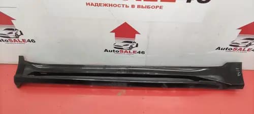 Накладка порога правого Lexus LX 570