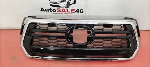 Решетка радиатора Toyota Hilux 8