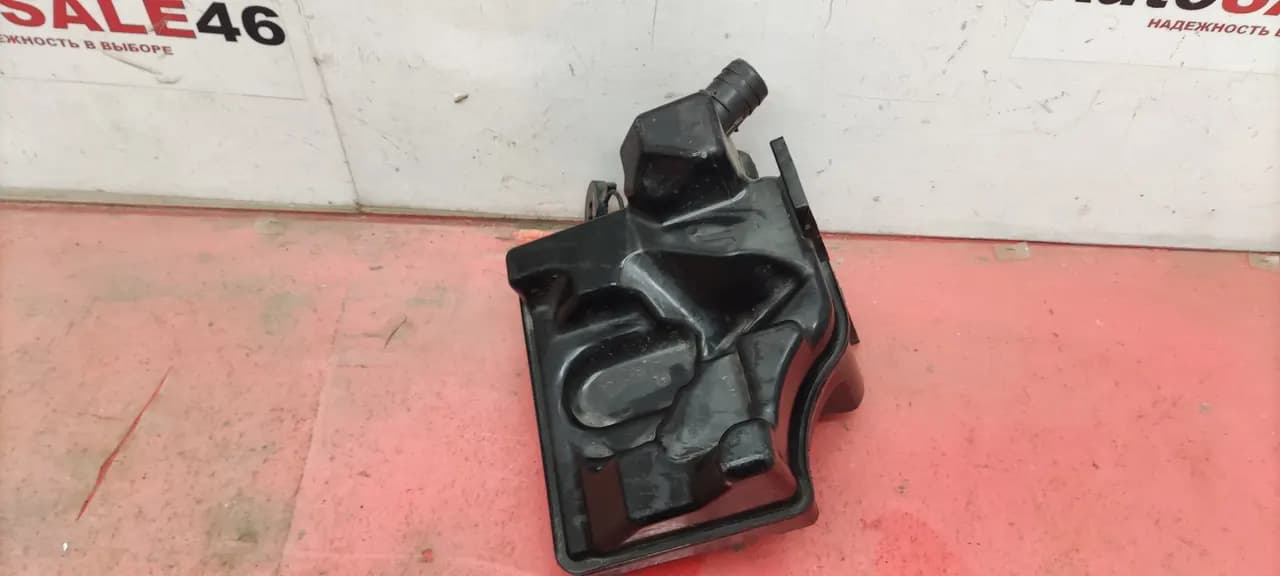 Бачок стеклоомывателя Skoda Rapid