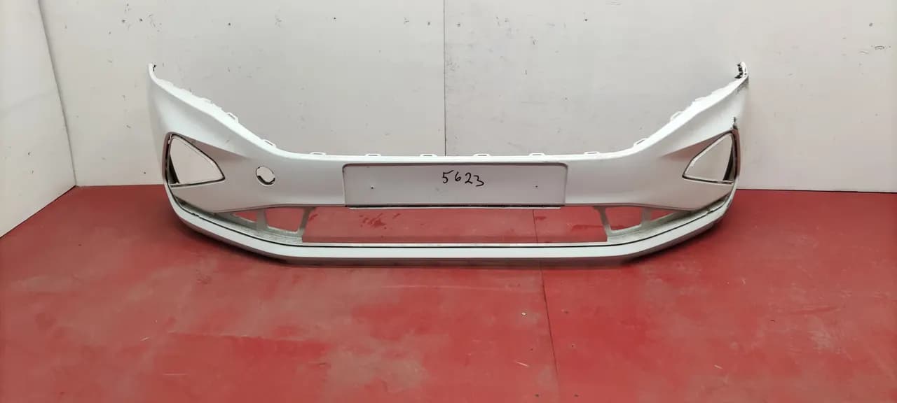 Бампер передний Volkswagen Polo 6