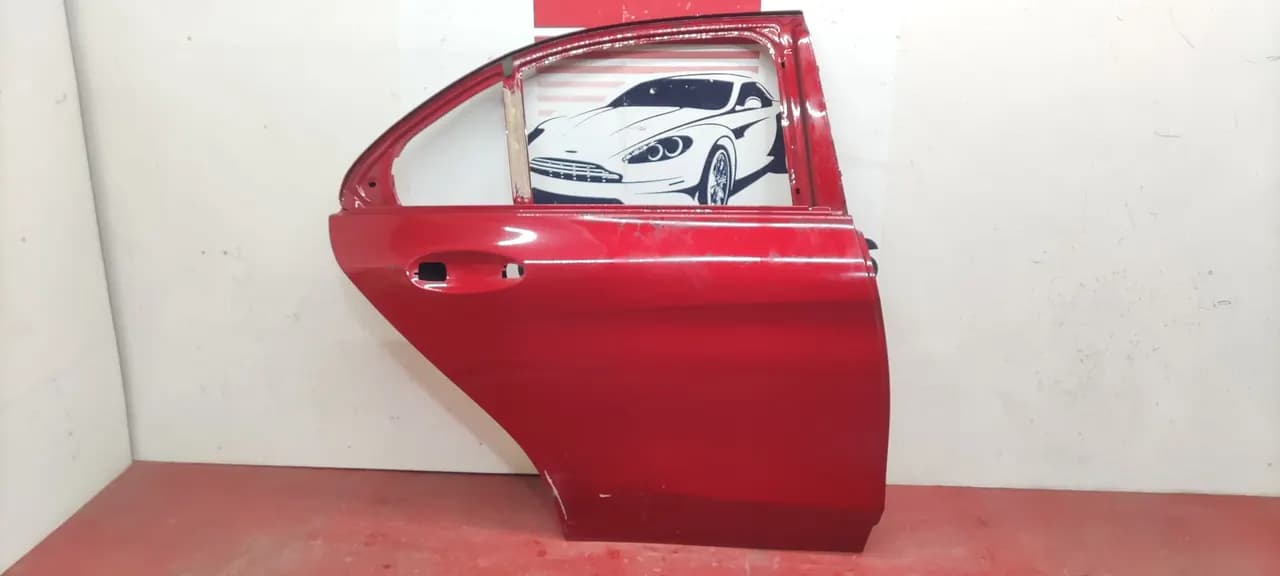 Дверь задняя правая Mercedes-Benz C-Klasse W205